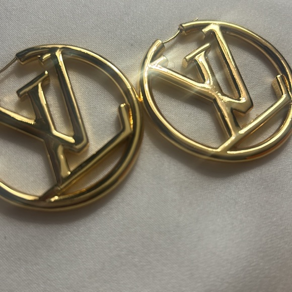 Louis Vuitton Earrings - Picture 2 of 2